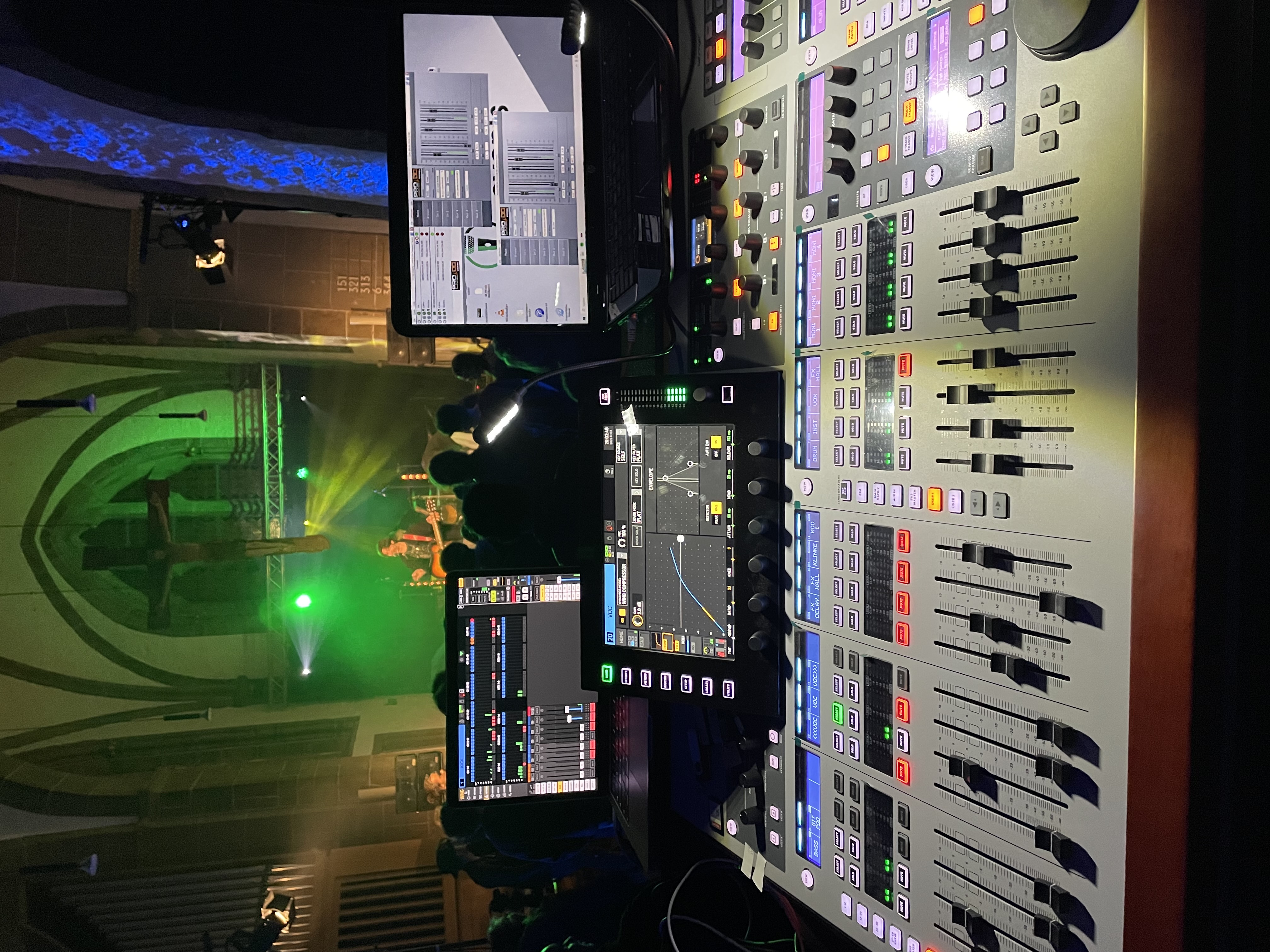 Tontechnik und Audioequipment bei einer Veranstaltung
